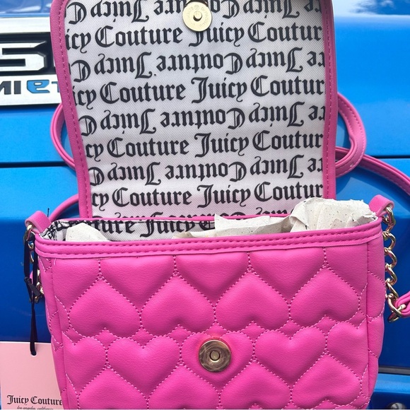 Juicy couture mini hot pink crossbody heart bag - Picture 5 of 7